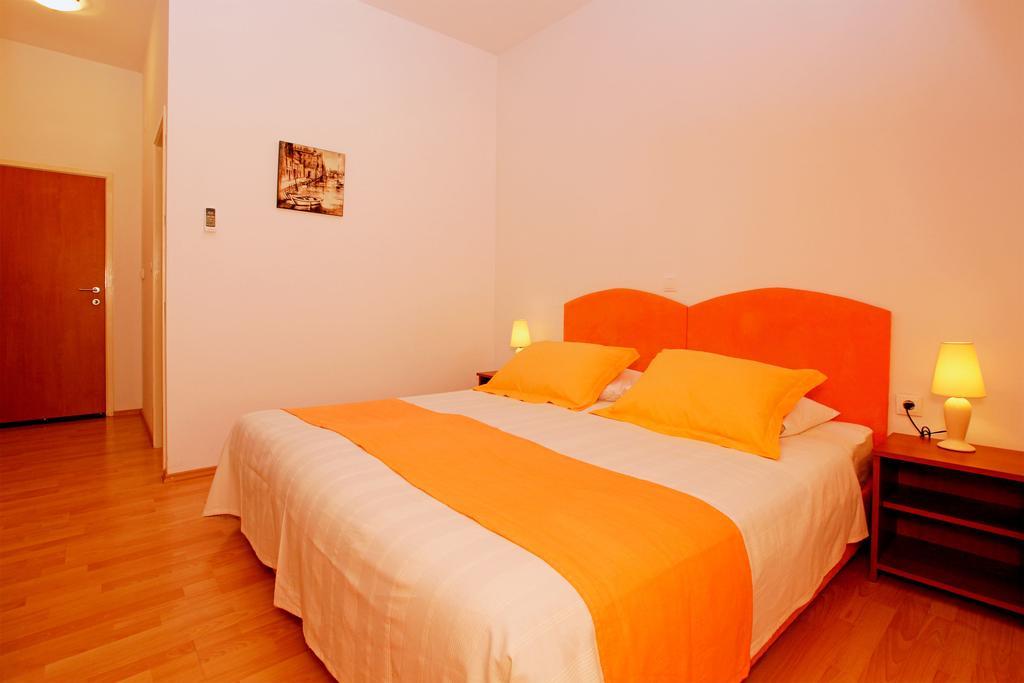 Guest House Kod Peskarije Vela Luka Room photo